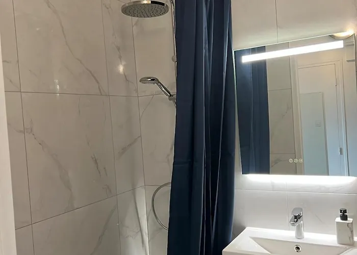 Beau Proche Des Halles Apartmán *